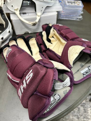 Sher-Wood 9950 Pro Gloves 14" (New)