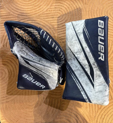 Blue Intermediate Bauer Vapor X5 Pro Goalie Glove & Blocker Set Regular (Used)