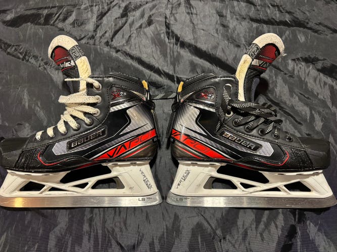 2019 Bauer Vapor X2.9 Hockey Goalie Skates Regular Width Size 2.5 (Used)