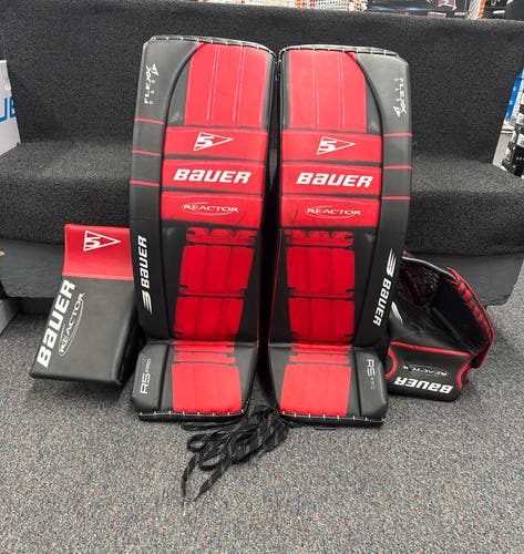 Black & Red Bauer Reactor R5 Pro Goalie Full Set Regular (Used) | Intermediate Large (32+)