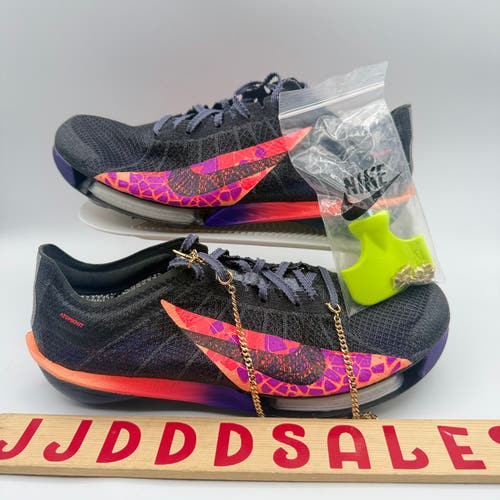 Nike Air Zoom Victory 2 Glam Track & Field Spikes Tool IM9130-001 Men’s Sz 11 NEW
New Without Box