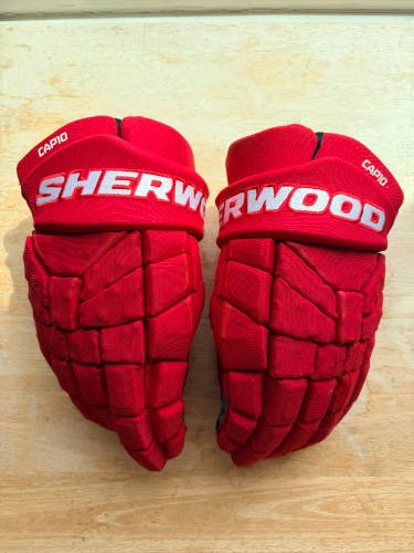 Sherwood Code TMP Red 14”/36cm Pro Stock Gloves (new)