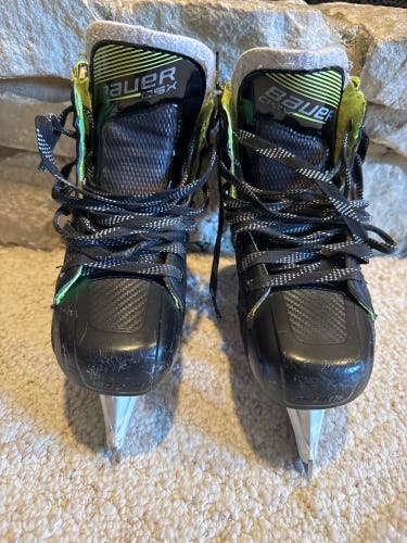 2021 Bauer GSX Hockey Goalie Skates Regular Width Size 4.5 (Used)