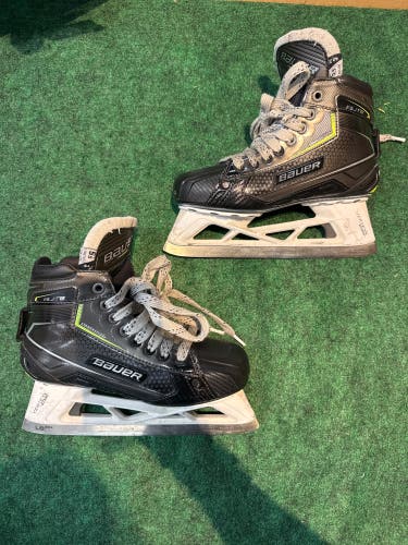 Intermediate Bauer Elite Hockey Goalie Skates (Fit 3) Size 5.5 (Used)