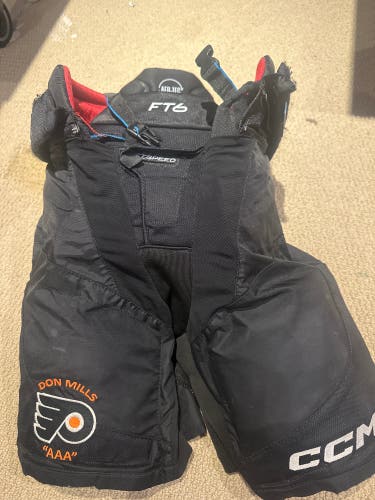 Men's Junior Large CCM JetSpeed FT6 Hockey Pants (Used)