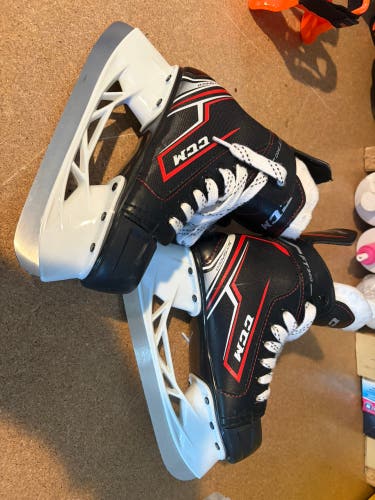 CCM JetSpeed FT340 Hockey Skates 13