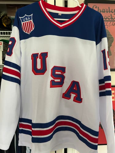 Team USA Matthew Tkachuk Medium Men's Jersey (New)