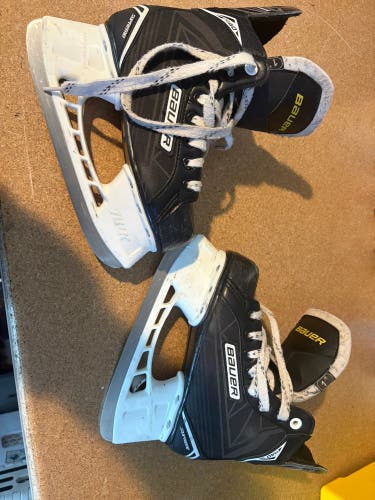 Bauer Supreme S140 Hockey Skates Size 1