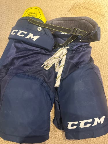 Men's Junior Medium CCM Tacks 9060 Hockey Pants (Used)