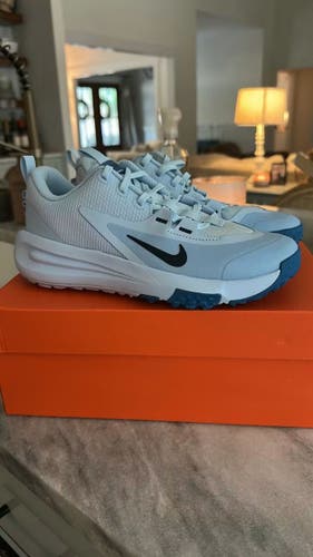 Blue Kid's 5.5Y (Big Kids / Youth) Youth Nike Low Top Turf Cleats (New)
