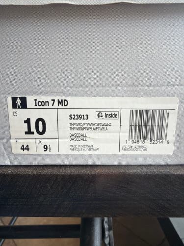 Red Men's Size M 10.0 (W 11.0) Adult Adidas Icon Low Top Molded Cleats (New)