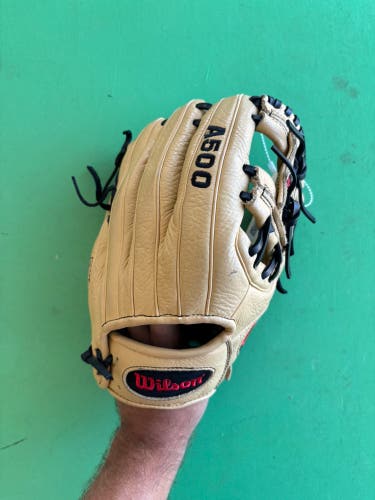 Brown Wilson A500 RH Infield Baseball Glove 11"