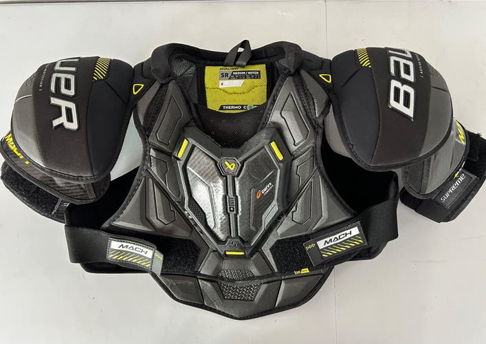 Men's Medium Senior Bauer Supreme Mach Shoulder Pads (Used)