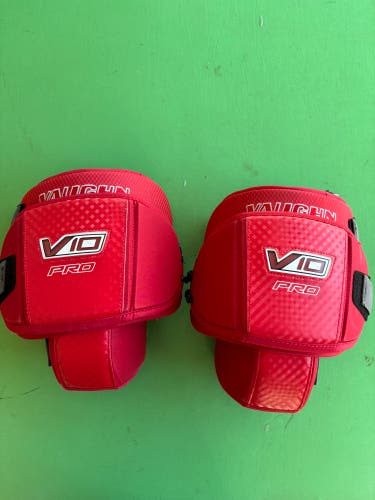 NEW Senior Vaughn V10 Pro Knee Pads