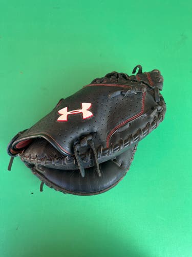 Under Armour UACM-100Y RH Catcher's Baseball Glove 32.5" (Used)