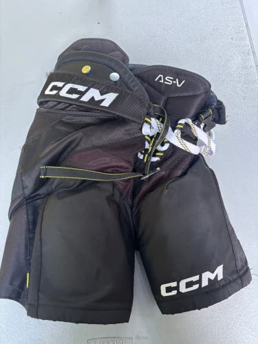 Junior Small CCM Tacks Hockey Pants (Used)