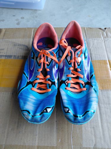 Blue Women's Adult Size M 8.0 (W 9.0) Mizuno (Used)