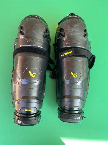 Intermediate Bauer Supreme Mach Shin Pads 14" (Used)