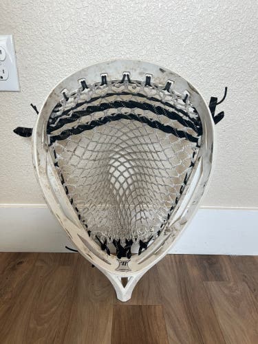 Warrior Nemesis Lyte Used Strung Goalie Head (Used)