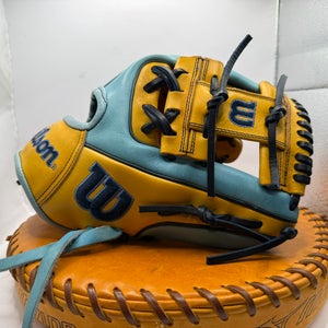 Infield RH Wilson A2000 1786 Baseball Glove 11.5" (Used)