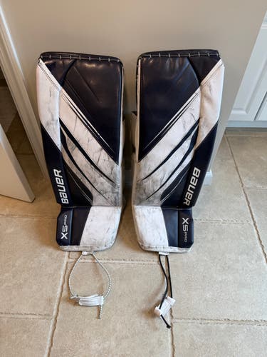 31" 2024 Bauer Vapor X5 Pro Goalie Leg Pads (Used)