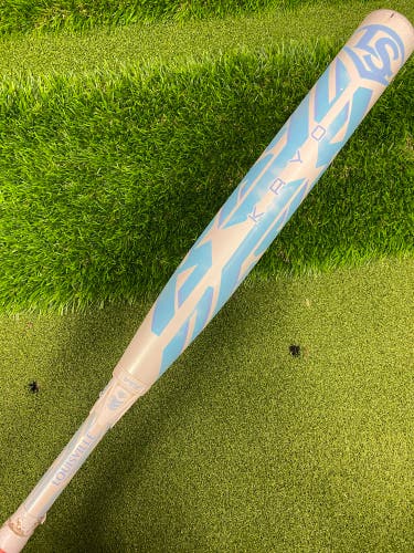 White 2025 Louisville Slugger Kryo Composite Bat (-11) Composite 21 oz 32" (Used)