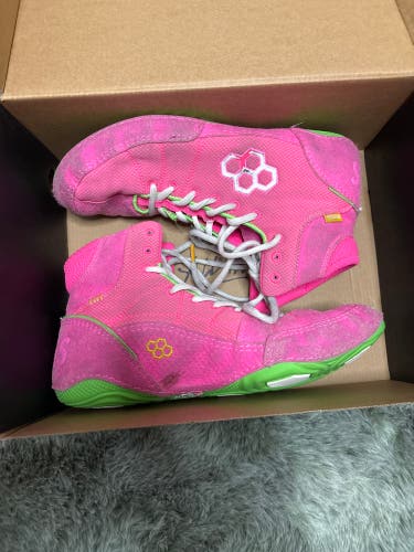 Rudis Colt 3.0 Neon Pink Wrestling shoes, size 11