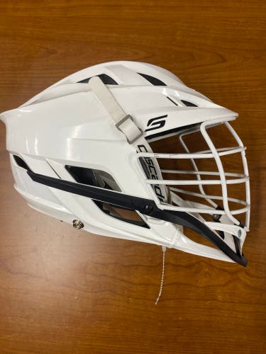 White Adult Cascade S Helmet (Used)
