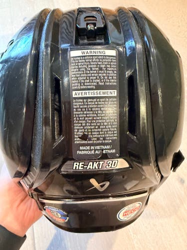 Small Bauer RE-AKT 3D Helmet with Cage (Used)