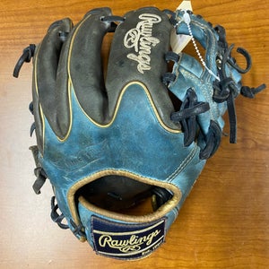 Blue Rawlings Heart of the Hide RH Baseball Glove 11.5" (Used)