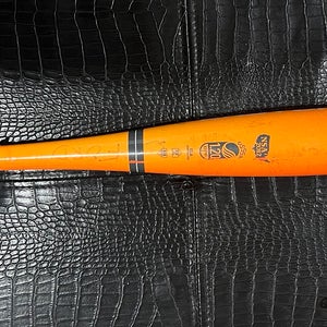 2013 Easton Youth Fastpitch Alloy Bat (-10) 19 oz 30" (Used)