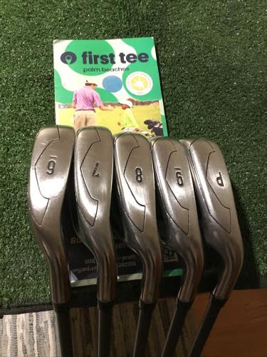 Callaway X Series 416 Irons Set (6-PW) 60-R Regular Graphite Shafts