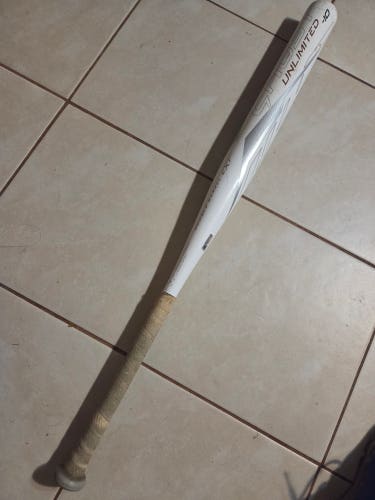 2023 Easton Ghost Unlimited Composite Bat (-10) 23 oz 33" (Used)