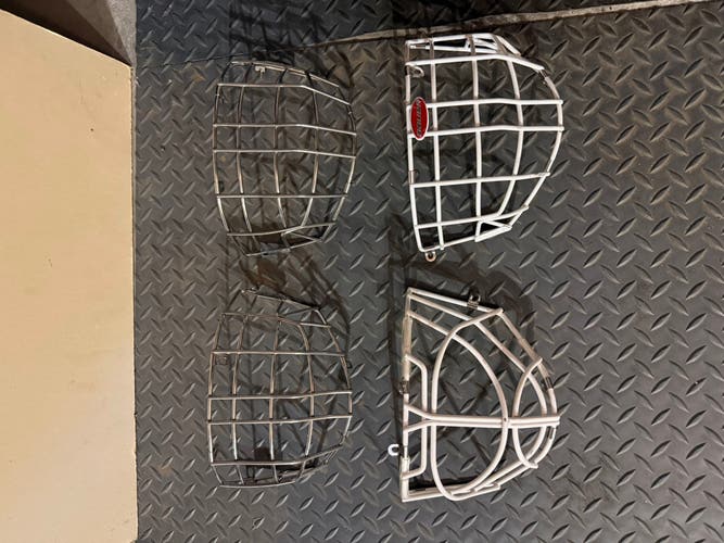 Senior Large Bauer 960 Goalie Mask (Used)