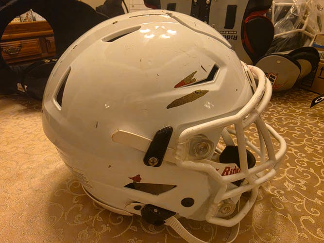 White Adult Medium Riddell SpeedFlex Helmet (Used)