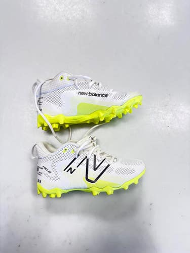 Used New Balance LAX Cleats Boys White Junior 02.5 11860-S000314802