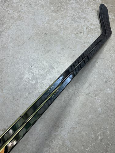 2 PACK 85 Flex P28 Senior Warrior Alpha LX3 Pro Left Hand Hockey Stick Pro Stock (New)