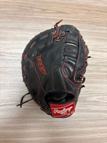 Rawlings R9 RH First Base Baseball Glove 12" (Used)