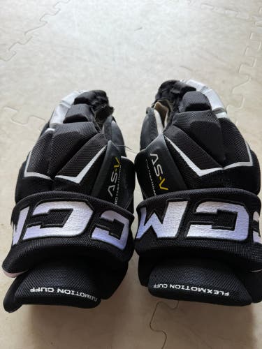 CCM Tacks AS-V Pro Gloves 14" (Used)