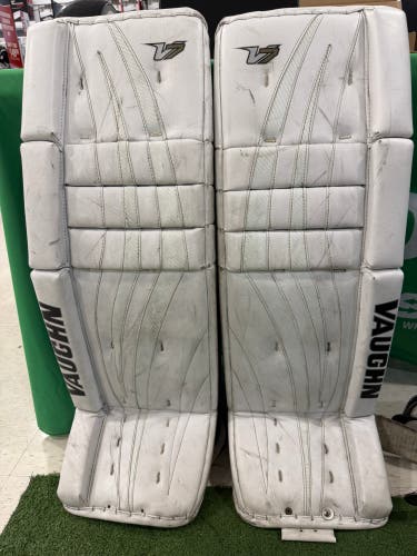 Vaughn Velocity V7 Pro XF Goalie Leg Pads | 34+2" Senior