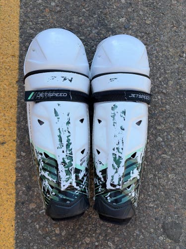 CCM JetSpeed FTW Junior Shin Pads | 12"