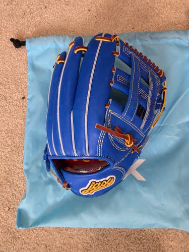 2025 RH Infield Baseball Glove 11.75" (New)