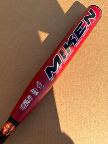 Red Miken Bat (-8) 26 oz 34" (Used)