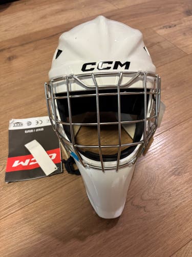 Senior Medium 2025 CCM Axis F9 Goalie Mask (New)