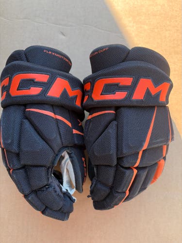 CCM Tacks XF 80 Junior Gloves | Size 11"