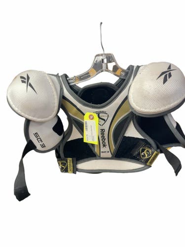 Reebok SC3 Junior Small/Medium Hockey Shoulder Pads