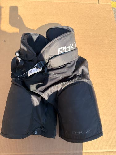 Senior Large Reebok 9K Hockey Pants (Used)