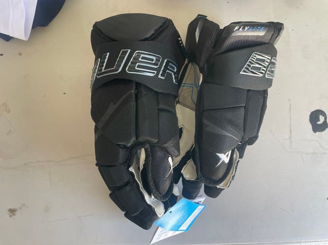 Bauer Vapor Flylite Gloves 14" (New)