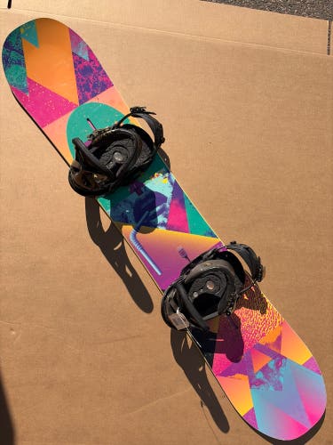 Burton Lipstick Snowboard All Mountain With Bindings 145 cm (Used)