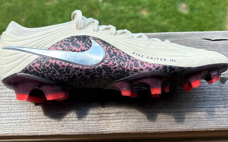 Nike Tiempo Maestro Elite NU3 FG Cleats
